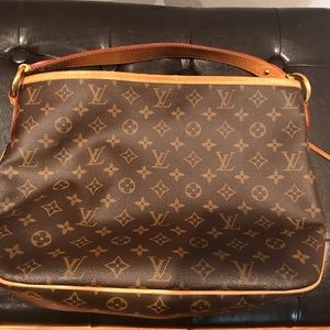 Delightful PM Monogram PIvionne